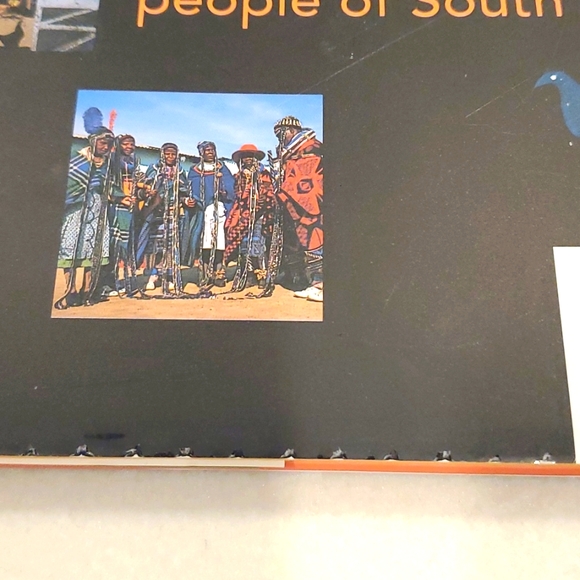 My Painted House, My Friendly Chicken, and Me - Picture 5 of 5